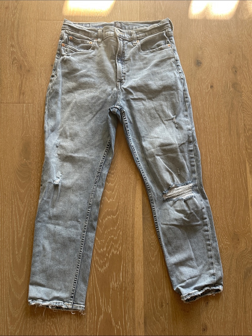 GAP Light Blue Slim โCigaretteโ Distressed Jeans